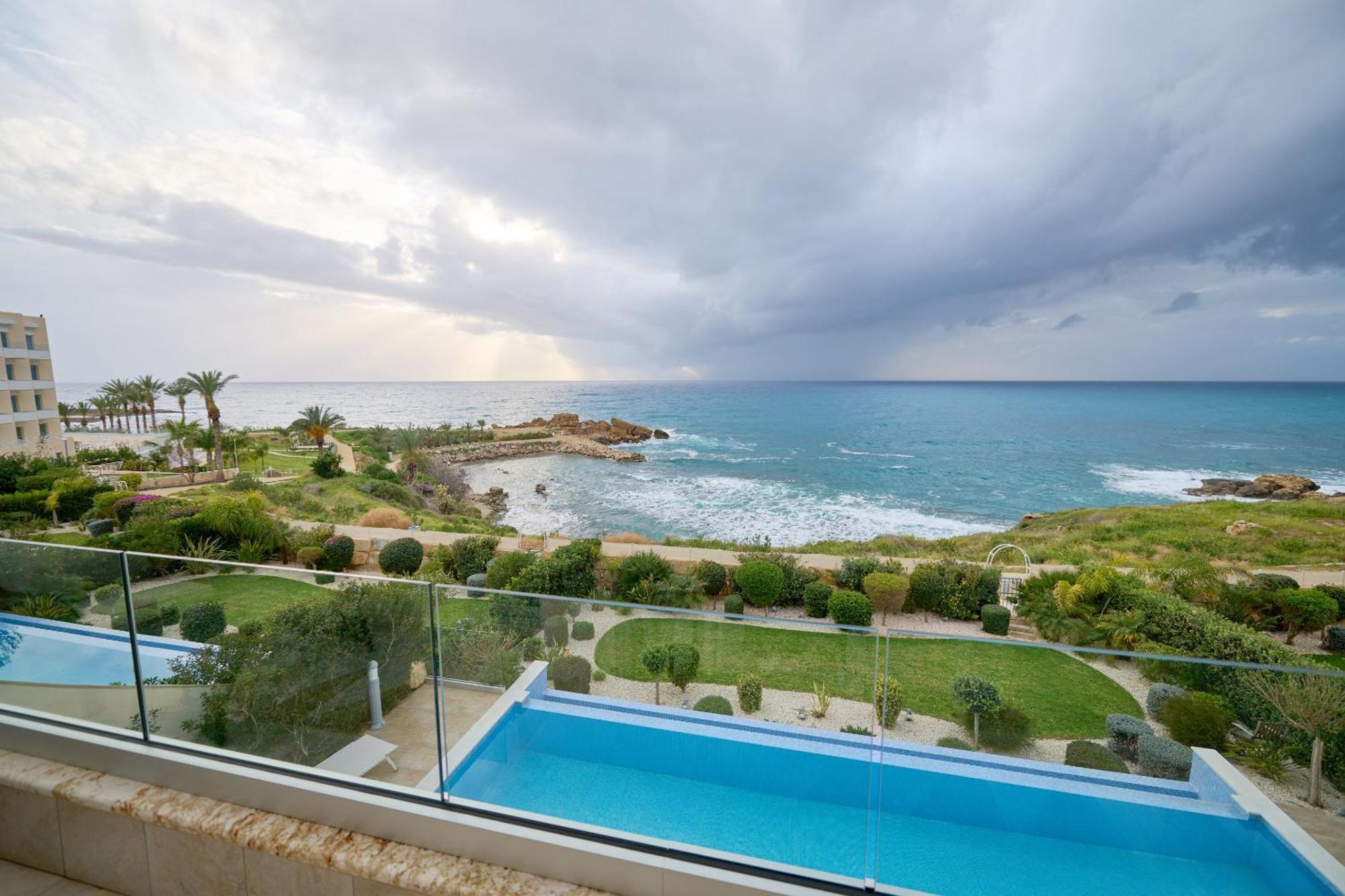 Olymp Luxury Villa D - Luxury Escape With Direct Beach Access And Unique Sunsets Paphos Kültér fotó