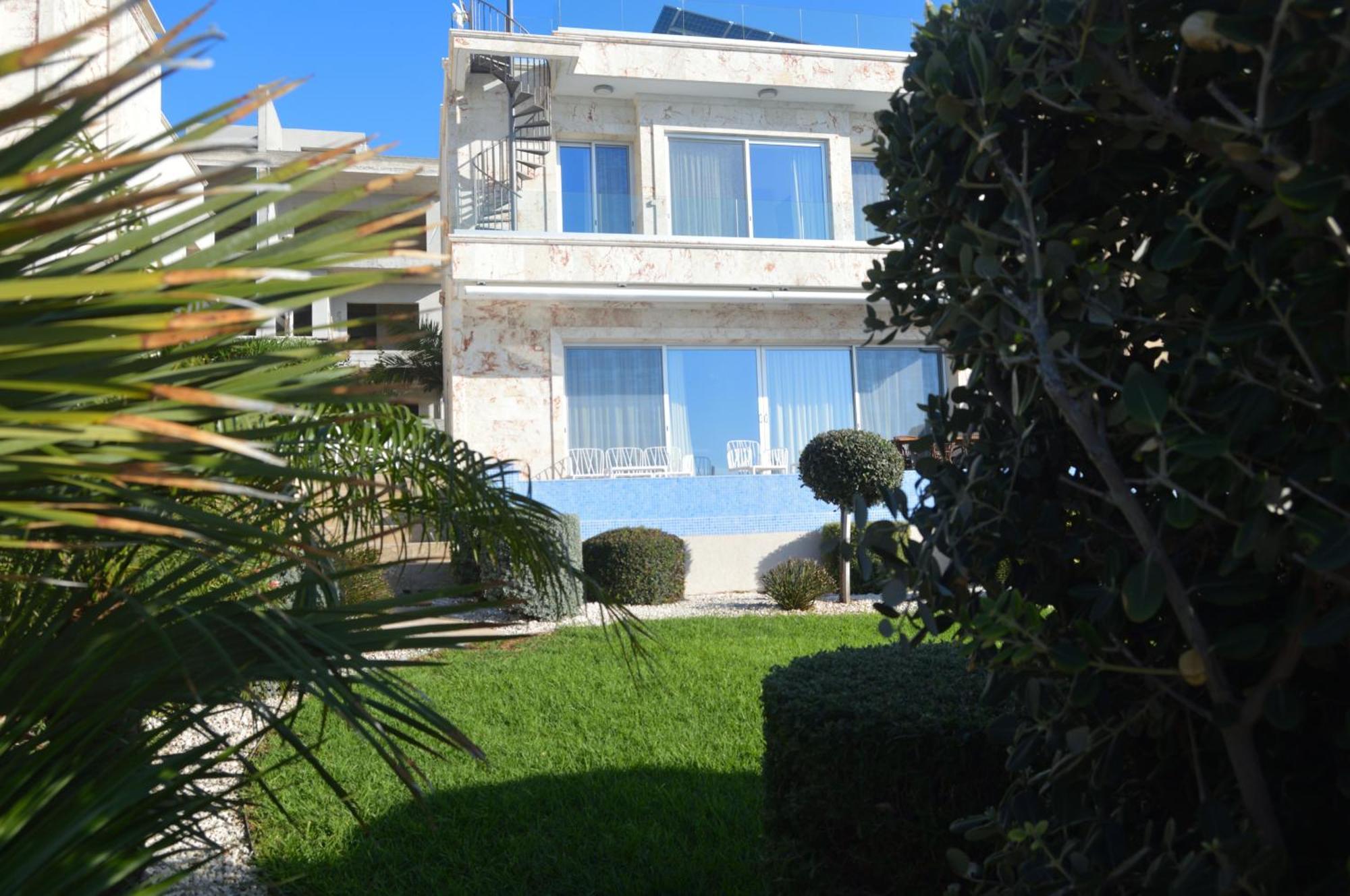 Olymp Luxury Villa D - Luxury Escape With Direct Beach Access And Unique Sunsets Paphos Kültér fotó