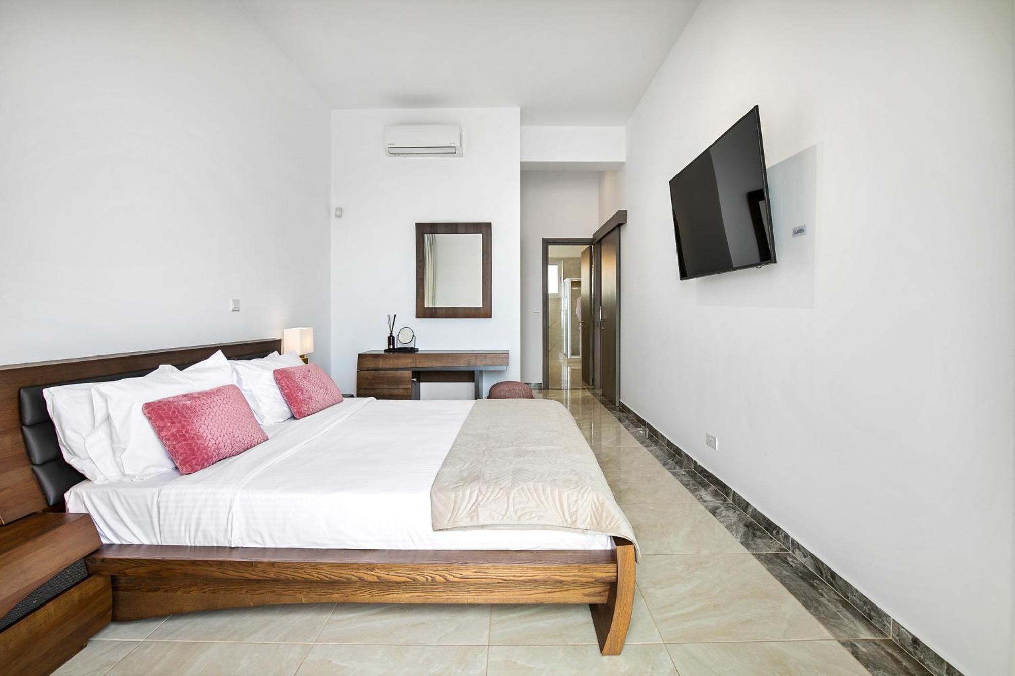 Olymp Luxury Villa D - Luxury Escape With Direct Beach Access And Unique Sunsets Paphos Kültér fotó
